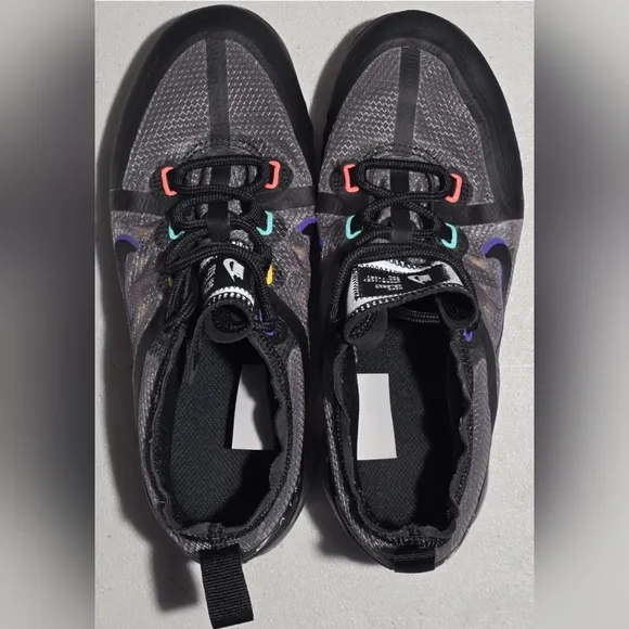Nike Air VaporMax Youth Grey &amp; Black Athletic Shoes Size 4Y, BV0062-001