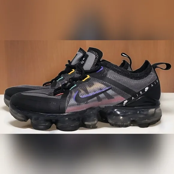 Nike Air VaporMax Youth Grey &amp; Black Athletic Shoes Size 4Y, BV0062-001