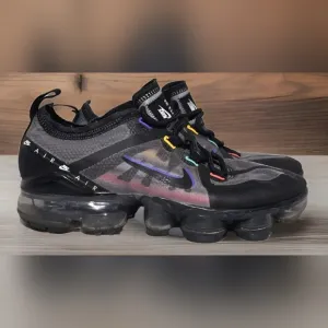 Nike Air VaporMax Youth Grey &amp; Black Athletic Shoes Size 4Y, BV0062-001