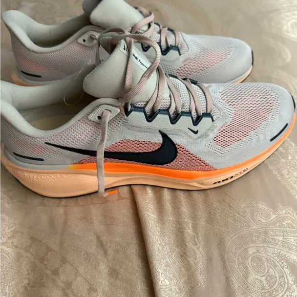 Nike Air Zoom Beige and Orange Running Shoes