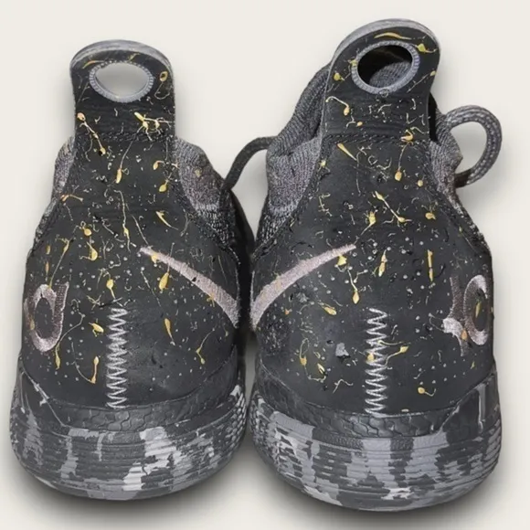 Nike Air Zoom Kevin Durant KD 11 XI Gold Splatter Flyknit Grey Camo AO2604-901