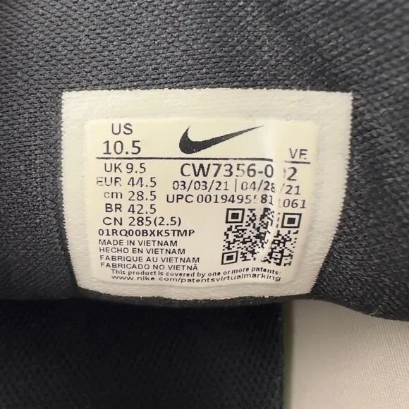Nike Air Zoom Pegasus 37 black running shoes