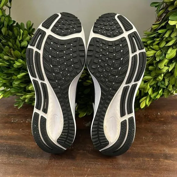 Nike Air Zoom Pegasus 37 Black White (GS) Running Shoes 3.5Y