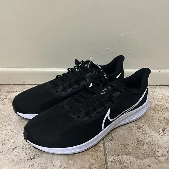 Nike Air Zoom Pegasus 39 Men's Size 17 Black White Running Shoes DM0164 001
