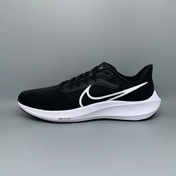 Nike Air Zoom Pegasus 39 TB Black White Running Shoes Men's Sz 11.5 NWT