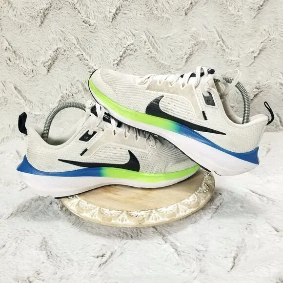 Nike Air Zoom Pegasus 40 Platinum Tint Boys Running Shoes Size 6Y DV2498-006
