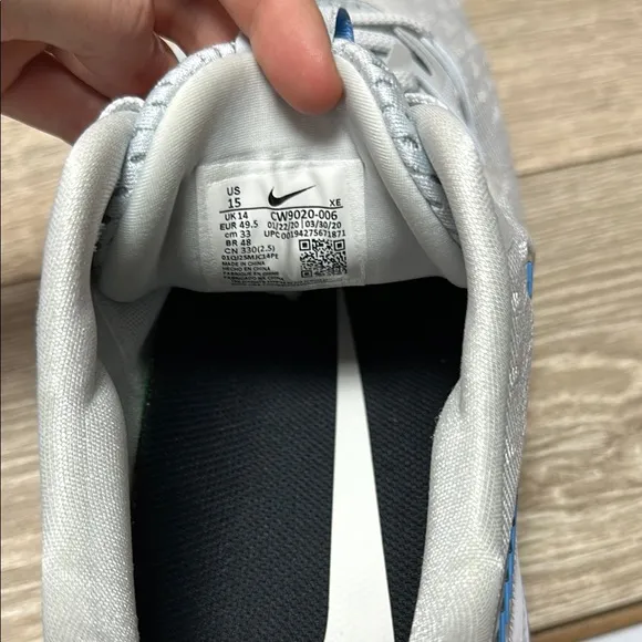 Nike Air Zoom Vomero 14 Gray and Blue Running Shoes Mens Size 15 CW 9020-006