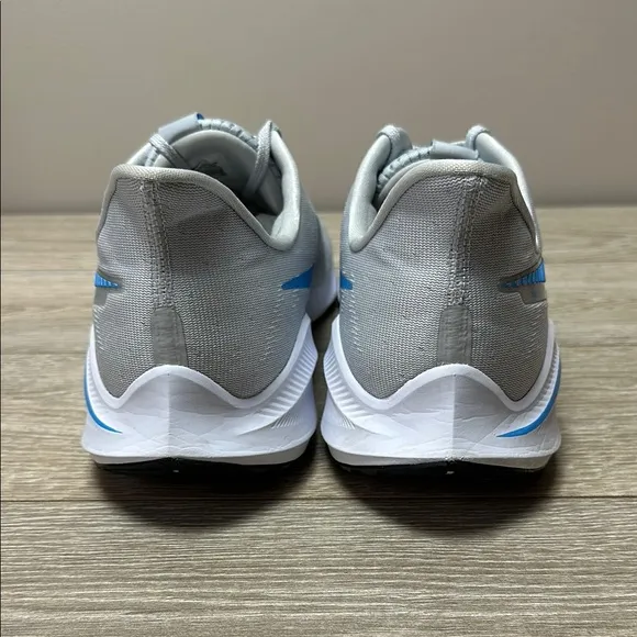 Nike Air Zoom Vomero 14 Gray and Blue Running Shoes Mens Size 15 CW 9020-006