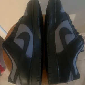 Nike Black and Gray Athletic Sneakers with Cushioned Soles
