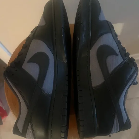 Nike Black and Gray Athletic Sneakers with Cushioned Soles