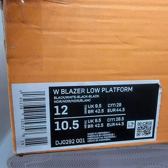 🤩Nike Blazer Low Cut Platform Size 10.5 Men's Shoes Black White DJ0292-001 New