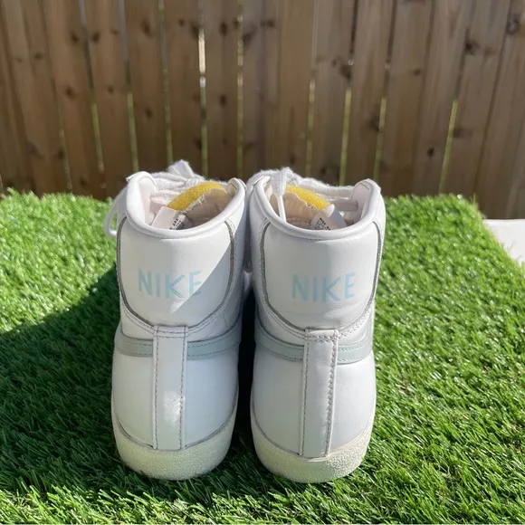Nike Blazer Mid 77 White Celestine Blue Size 7M/8.5W