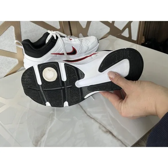 Nike Defy All Day Training Shoes Sneakers Men Sz 9 DJ1196