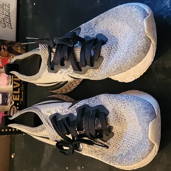 Nike Epic React FlyKnit 2 Size 8