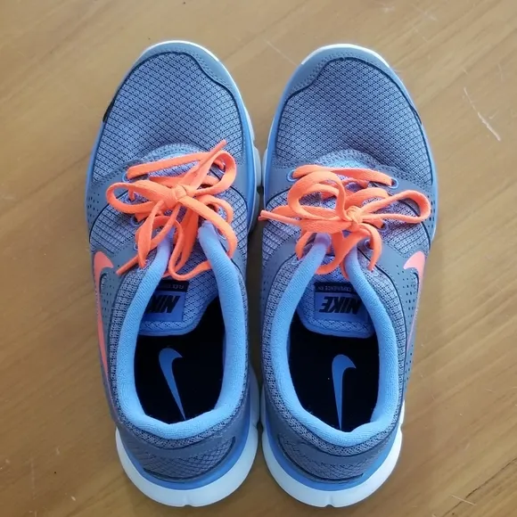 Nike Flex Experience Running Shoes
