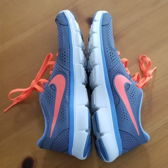 Nike Flex Experience Running Shoes
