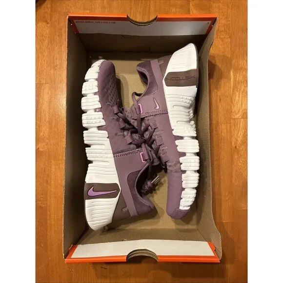 Nike Free Metcon 5 Women’s Size 7.5 Gym Shoes Violet Dust Fuchsia DV3950-500
