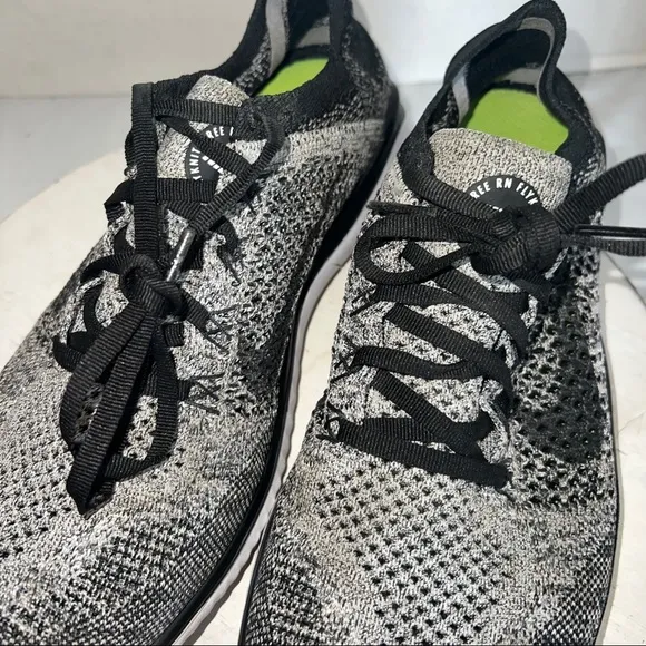 Nike Free RN Flyknit Men’s Running Shoes Oreo Black/White 942838-101 Size 9