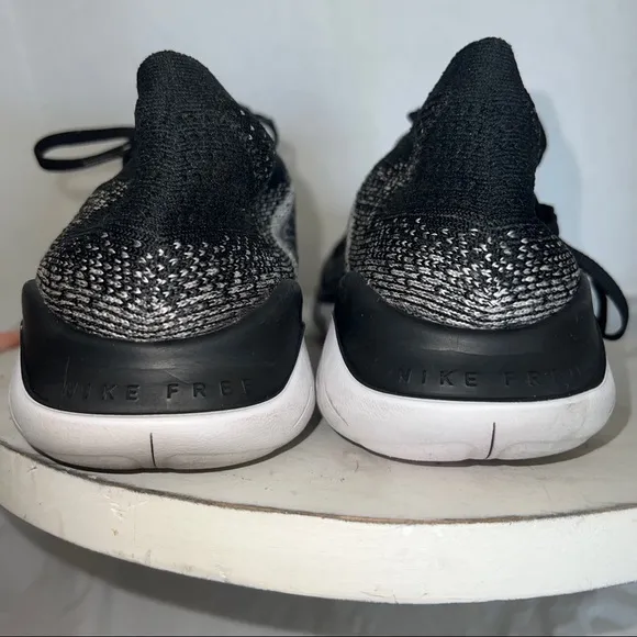 Nike Free RN Flyknit Men’s Running Shoes Oreo Black/White 942838-101 Size 9