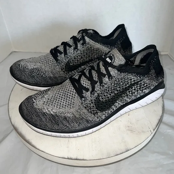Nike Free RN Flyknit Men’s Running Shoes Oreo Black/White 942838-101 Size 9