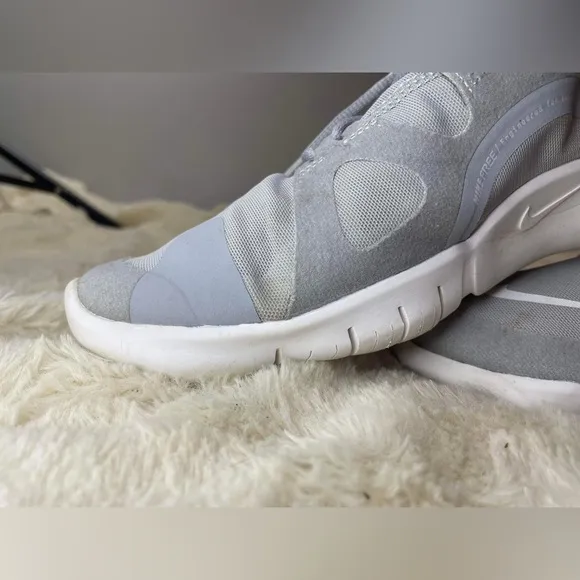 Nike Free Run RN 5.0 Running Shoes Wolf Grey White  mens size 8