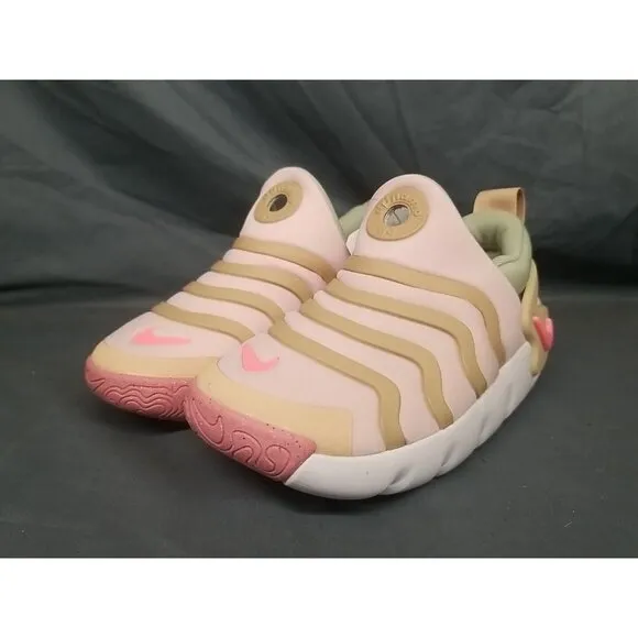 Nike Girls Dynamo Go (PS) Athletic Sneakers Slip-On Pink Size 4 DISPLAY MODEL!