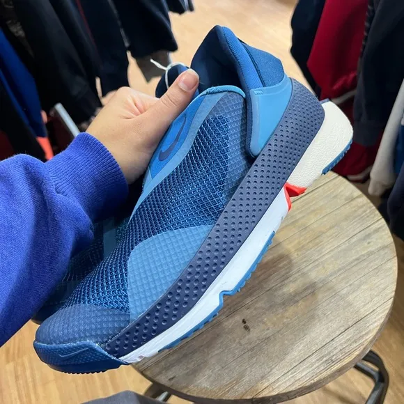 Nike Go FlyEase Blue Folding Hands Free Shoes CW5883-400 Mens Sz 7.5