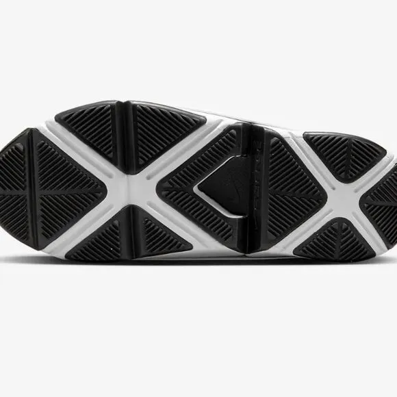 Nike Go FlyEase Easy On/Off Shoes