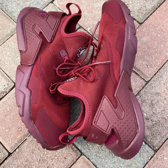 NIKE HUARACHE DRIFT GS SZ 6.5Y