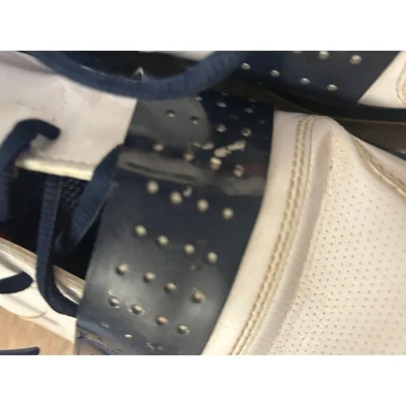 Nike Jordan Men's Basketball Shoes Size 13 White &amp; Navy Blue