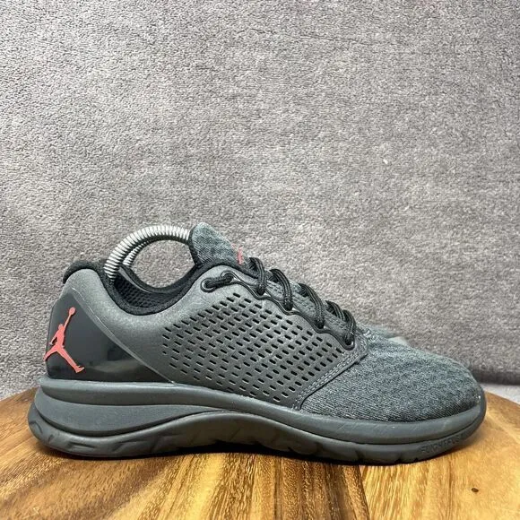 Nike Jordan Trainer ST Winter Black/Gym Red-Anthracite Mens Size 7 854562-003