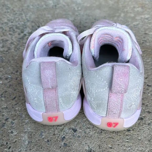 Nike KD 15 Aunt Pearl Basketball shoes
