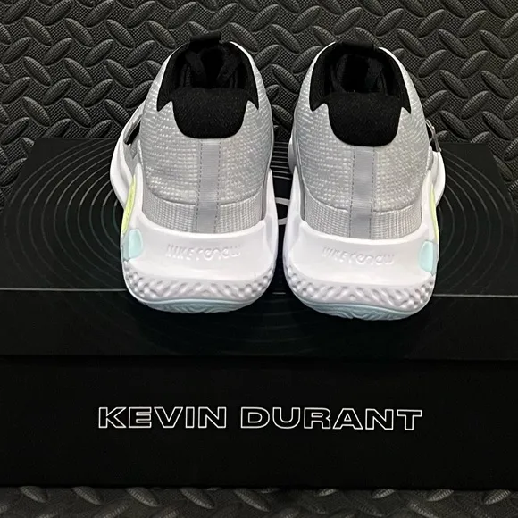 Nike Kevin Durant KD Trey 5 X Wolf Grey White Volt Basketball Shoes Mens‎ Sizes