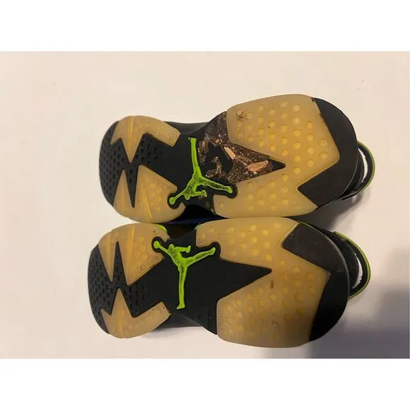 Nike Kids 5Y Air Jordan 6 Retro Sneakers Black Green Neon Basketball Shoes Gym