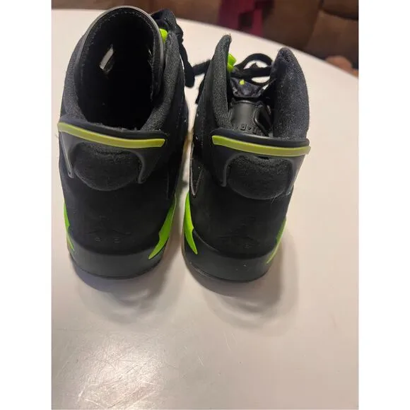 Nike Kids 5Y Air Jordan 6 Retro Sneakers Black Green Neon Basketball Shoes Gym