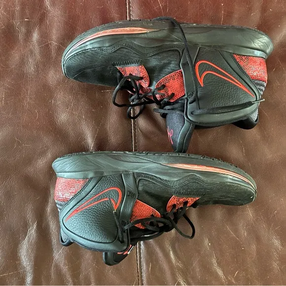 Nike Kyrie Infinity Black and University Red size 10.5