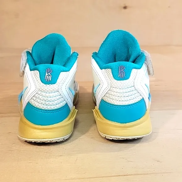 Nike Kyrie Infinity X Sue Bird Kids Slip On No Tie V Strap Shoes