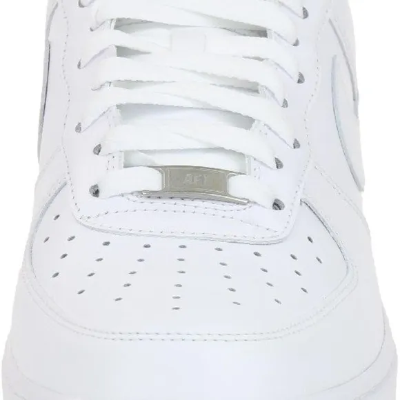 Nike Men's Air Force 1'07 Shoes Basketball NEW in box Size 10.5