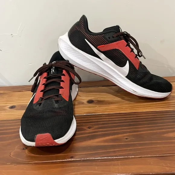 Nike Men's Air Zoom Pegasus 40 Running Shoes Black White Lt. Crimson Size 10.5