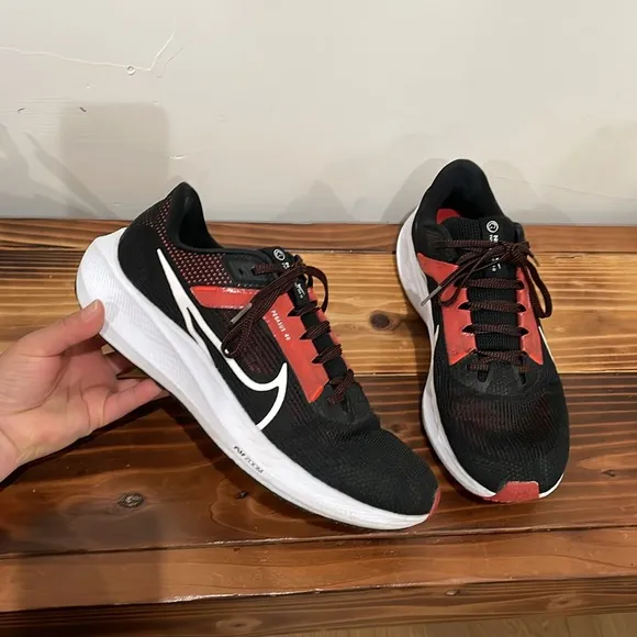 Nike Men's Air Zoom Pegasus 40 Running Shoes Black White Lt. Crimson Size 10.5