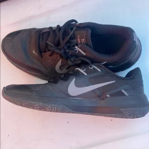 Nike Men's Black Running Shoes
