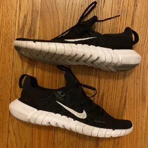 Nike Men's Free Run 5.0 Running Shoes size 8, black