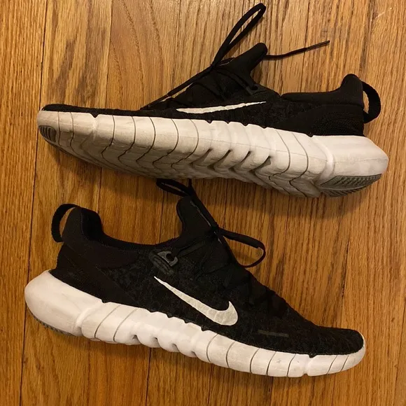 Nike Men's Free Run 5.0 Running Shoes size 8, black