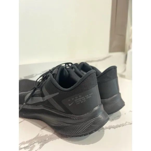 Nike Men's Quest 4 Running‎ Shoes Size 11.5 Black