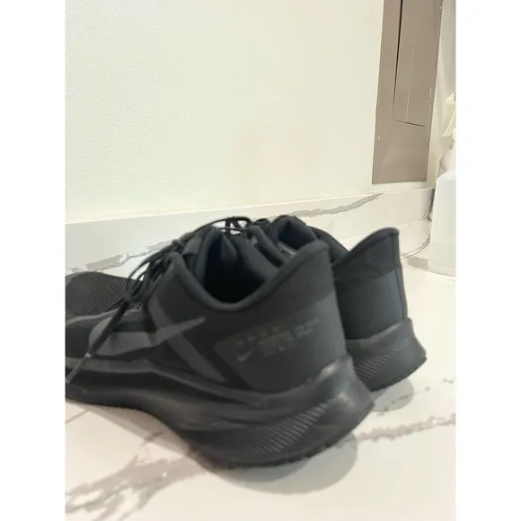 Nike Men's Quest 4 Running‎ Shoes Size 11.5 Black