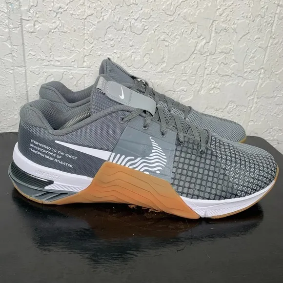 Nike Metcon 8 Mens Size 13 Shoes Smoke Grey Gum Sole Gym Sneakers D09328-002