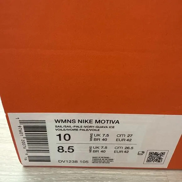 Nike Motiva Women's Size 10 Ivory White Black Running Gym Shoes DV1238-105 New