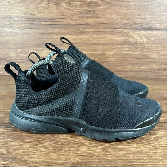 NIKE PRESTO Extreme Triple Black Slip-On Athletic Sneakers Size 7Y Shoes