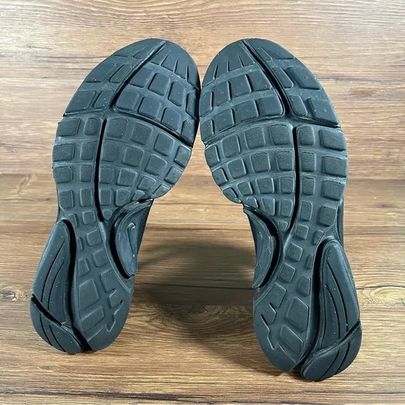 NIKE PRESTO Extreme Triple Black Slip-On Athletic Sneakers Size 7Y Shoes