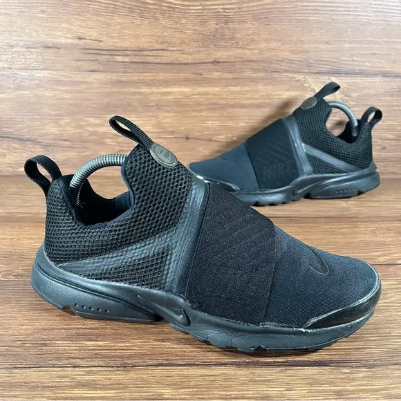 NIKE PRESTO Extreme Triple Black Slip-On Athletic Sneakers Size 7Y Shoes